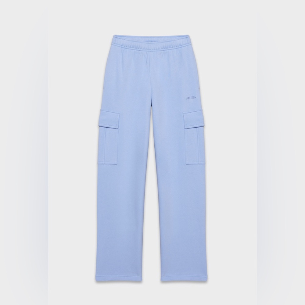 🐬 Aritzia Sweatfleece Dayflower Blue Mega Cargo Straight Leg Sweatpants 🐬